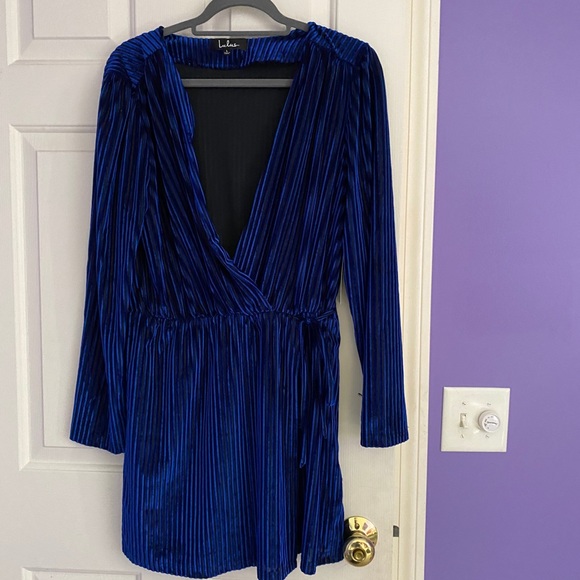 Lulus Dresses & Skirts - NWT